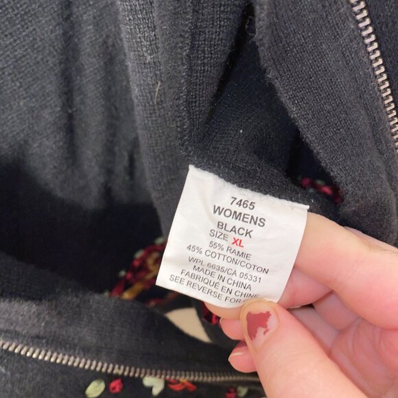 Woolrich Womens XL Black Zip-Up Sweater Floral Embroidery - Picture 5 of 7